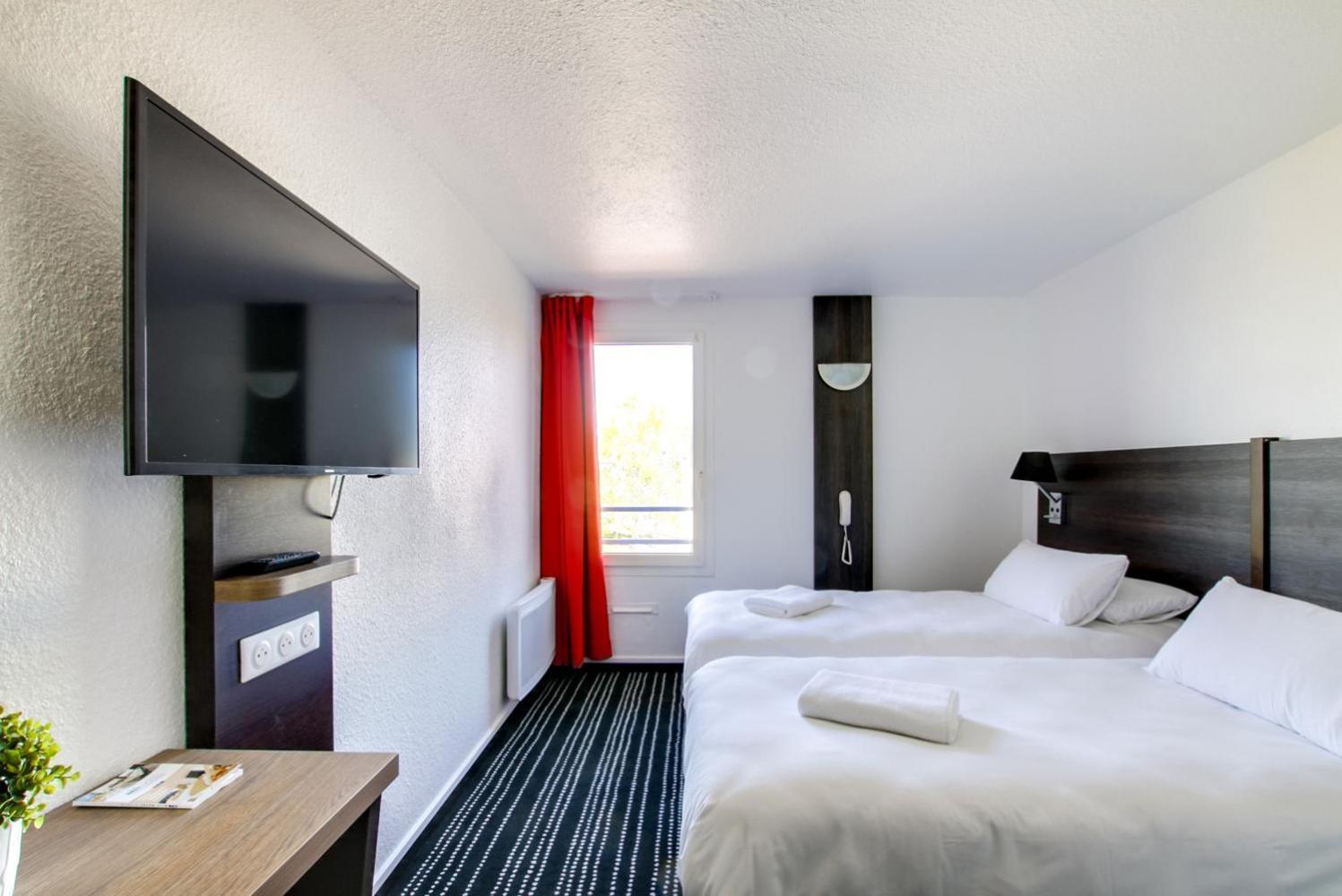 Brit Hotel Reims La Neuvillette Exterior photo